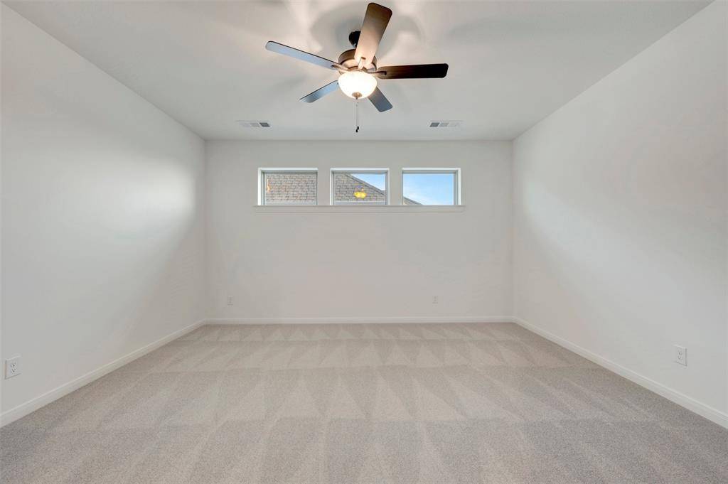 3743 Bermuda Grass Way, Venus, TX 76084