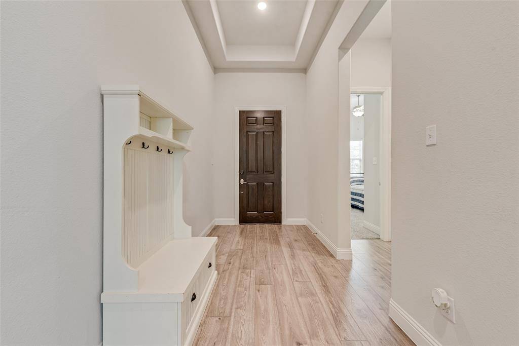 1721 Pattenson Trail, Fort Worth, TX 76052