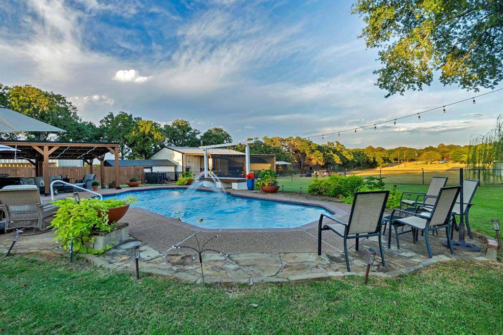 6155 Stephenson Levy Road, Fort Worth, TX 76140