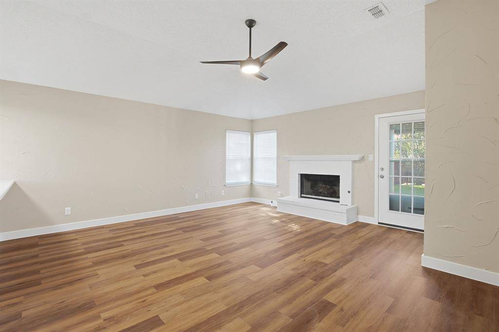 5816 Baker Drive, The Colony, TX 75056