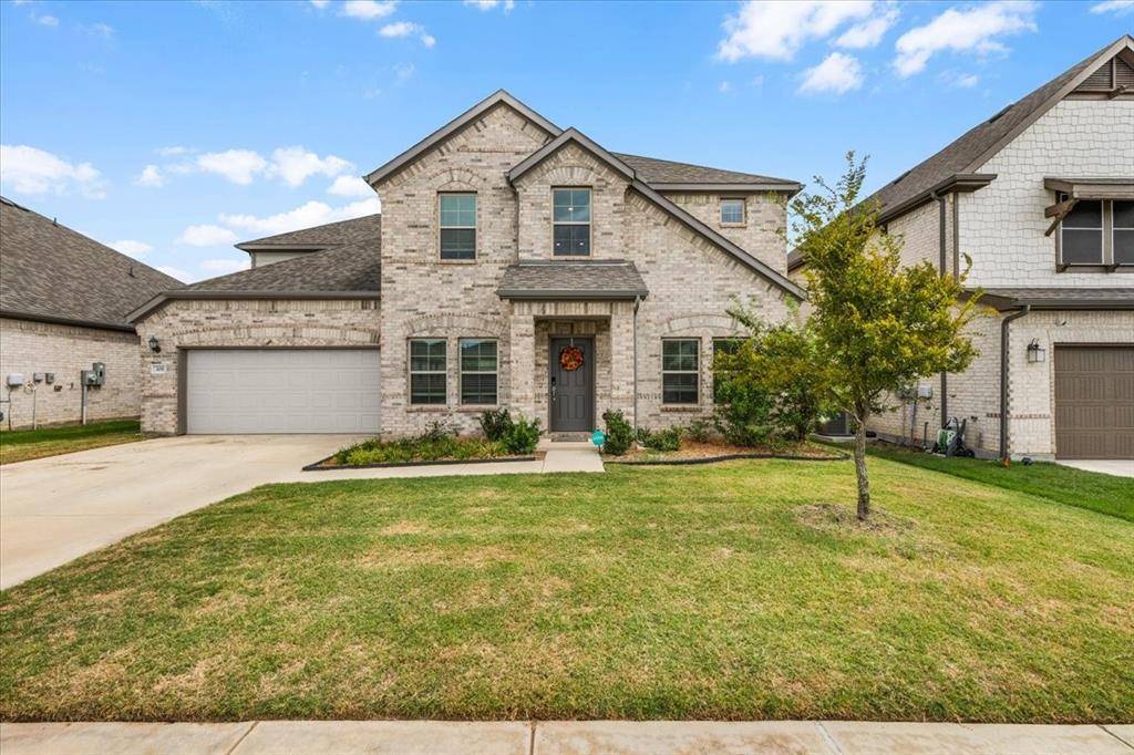 305 Laurel Drive, Justin, TX 76247