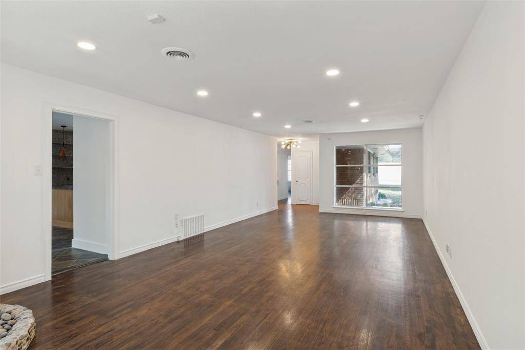 8059 Claremont Drive, Dallas, TX 75228