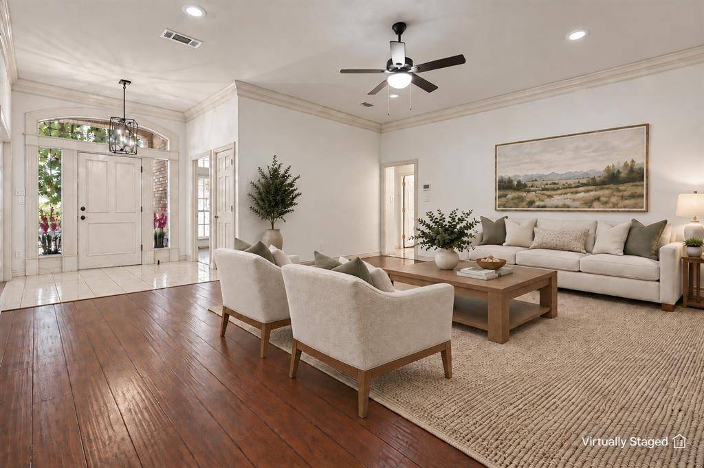 2508 Peach Blossom Court, Bedford, TX 76021