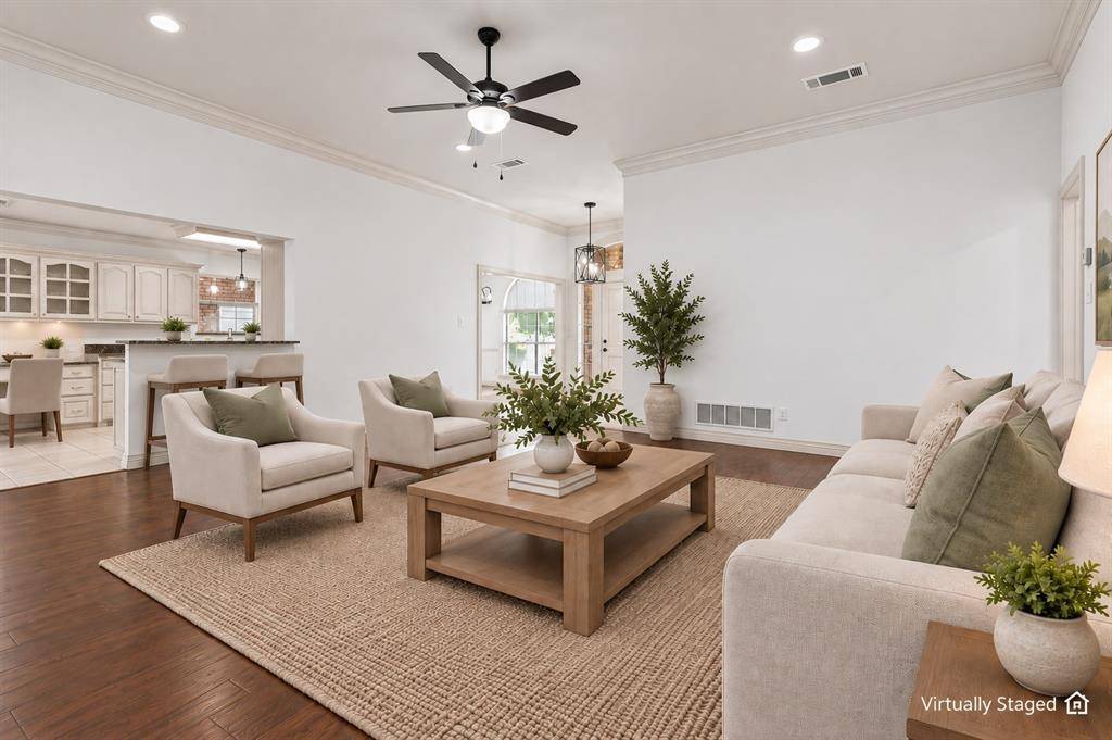 2508 Peach Blossom Court, Bedford, TX 76021