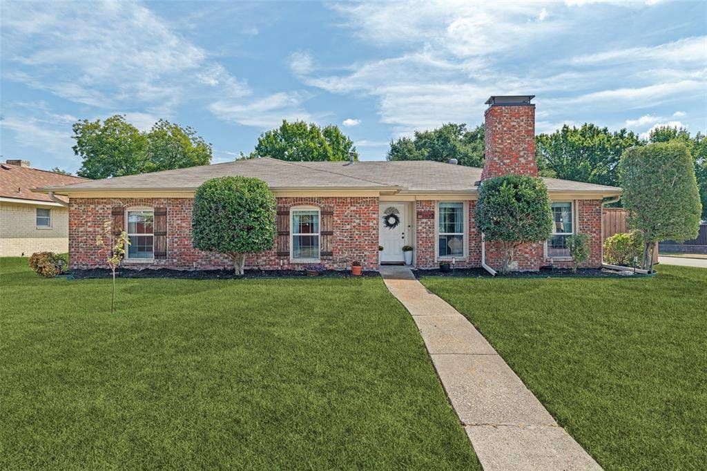 822 Century Park Drive, Garland, TX 75040