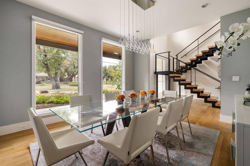 5724 Charlestown Drive, Dallas, TX 75230