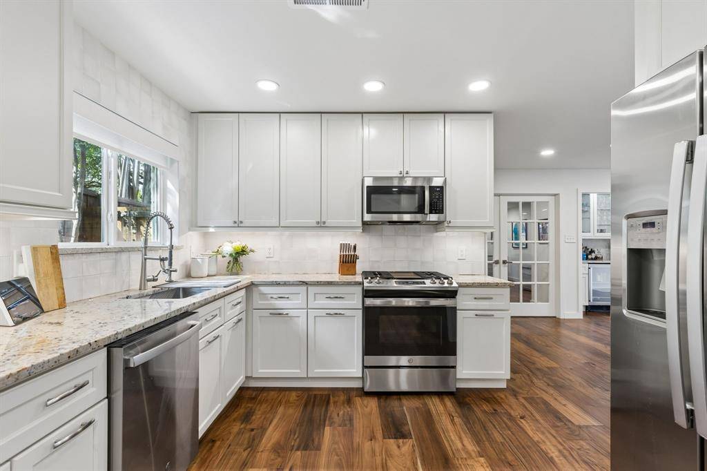 412 Ridgewood Drive, Richardson, TX 75080