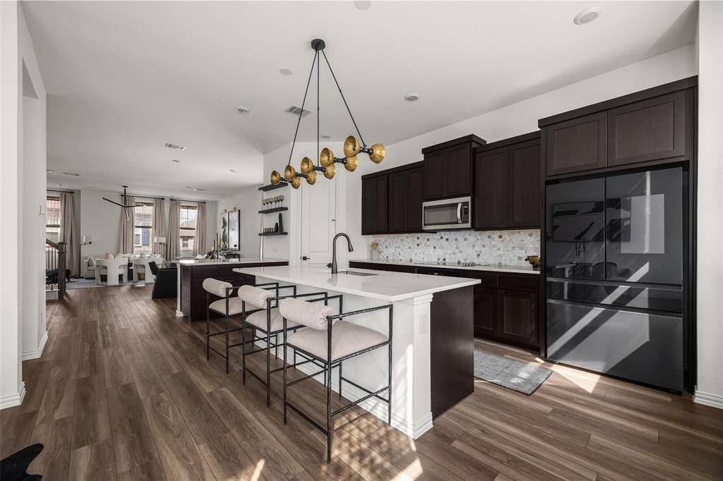 7537 Laburnam Road, Dallas, TX 75228