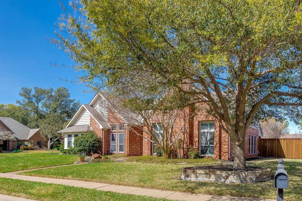 6901 April Way Circle, Plano, TX 75023