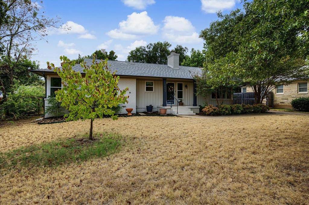 3809 Heywood Avenue, Fort Worth, TX 76109