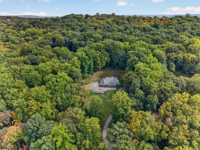 160 Black Brook Road, Bethlehem Twp., NJ 08827