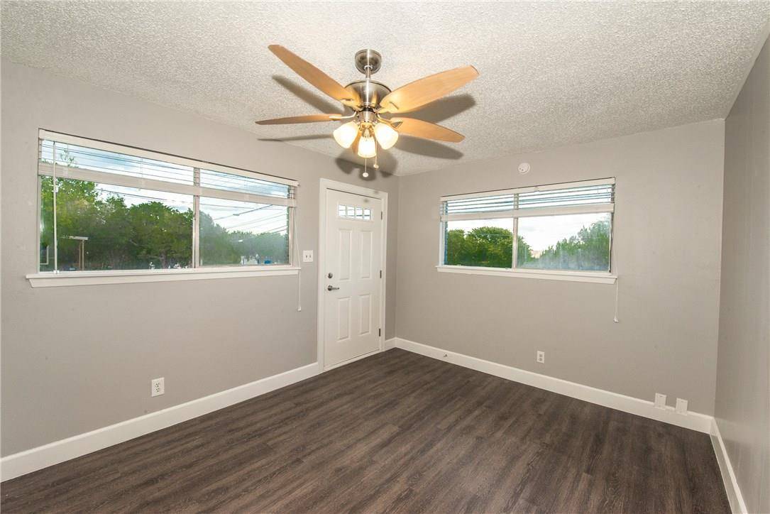 1600 Parker LN #A, Austin, TX 78741