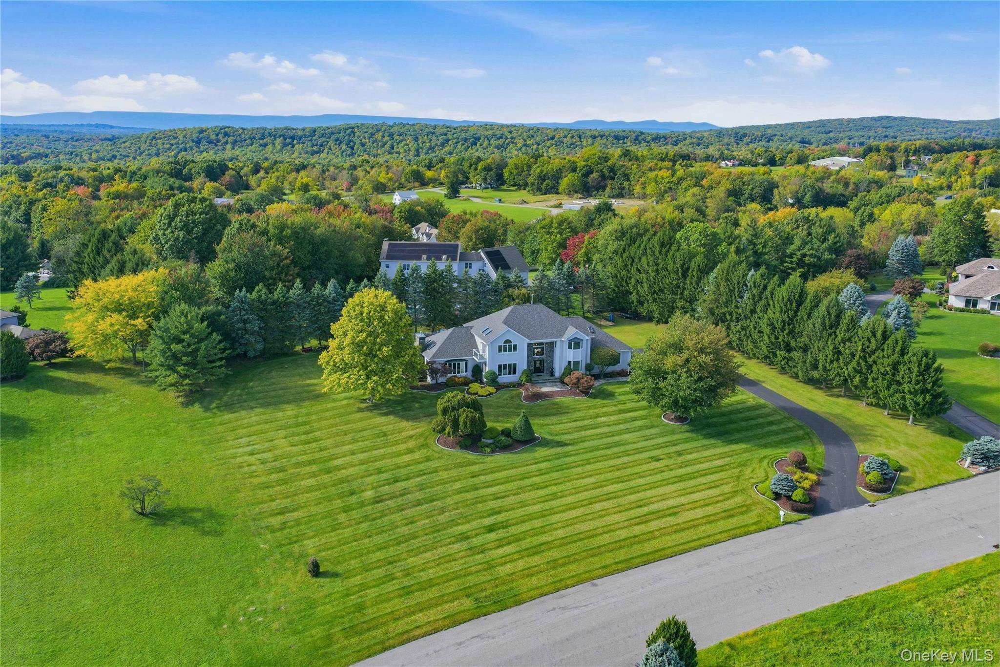 63 Far Horizons DR, Newburgh, NY 12550