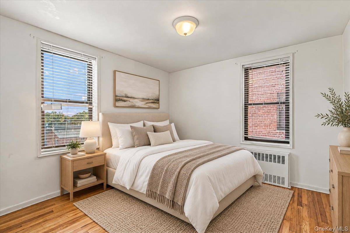 3815 149th ST #4L, Flushing, NY 11354