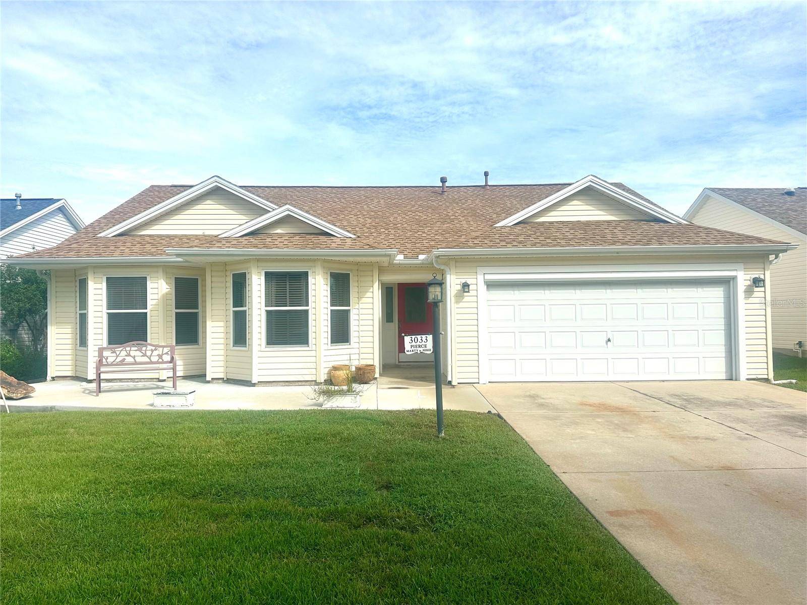3033 HILLSIDE LN, The Villages, FL 32162