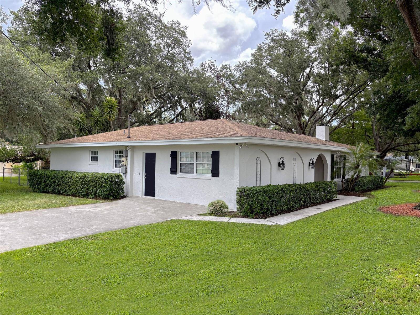 10 W LAKE HAMILTON CIR, Winter Haven, FL 33881