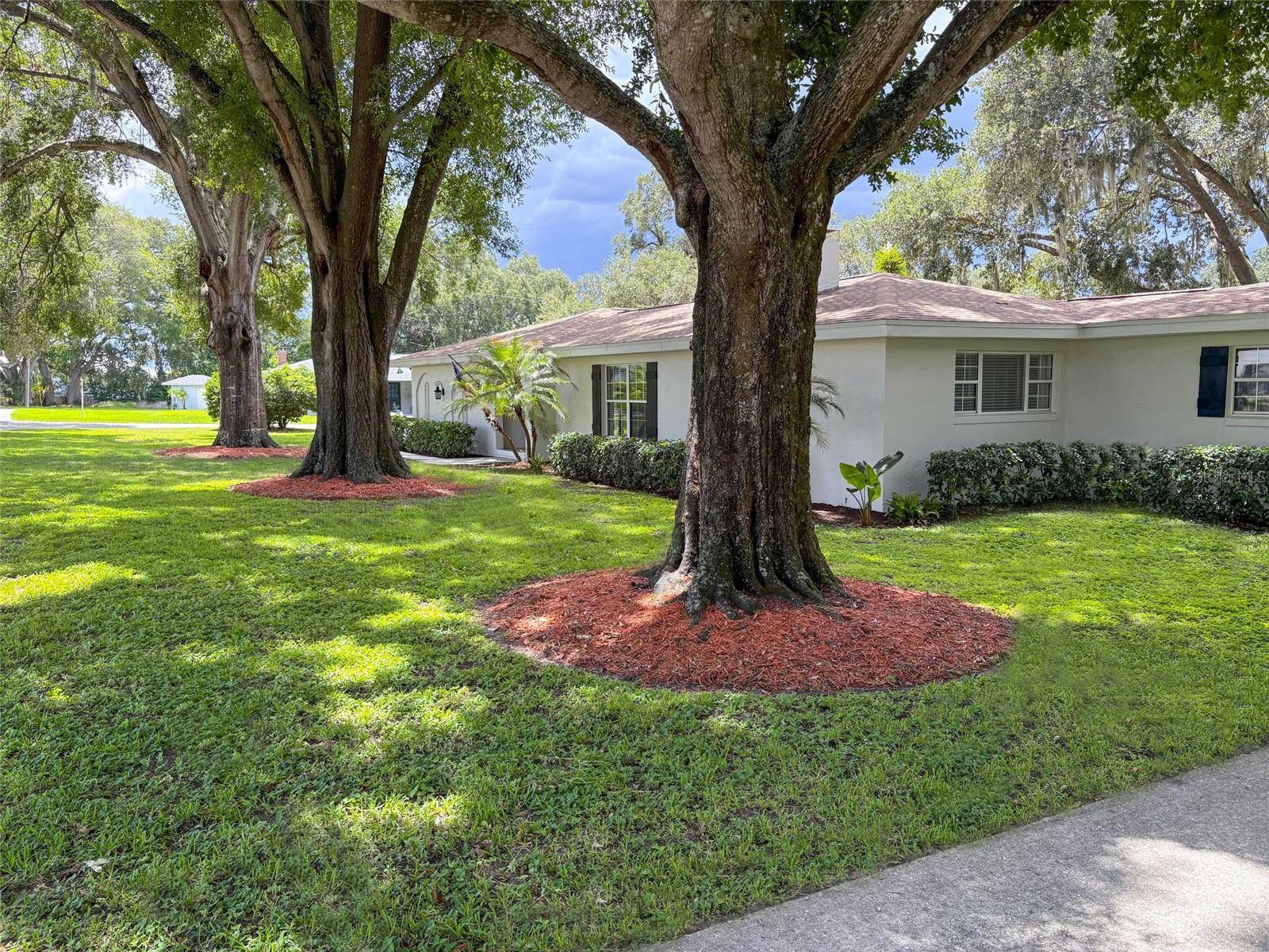 10 W LAKE HAMILTON CIR, Winter Haven, FL 33881