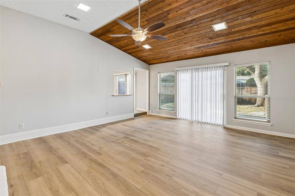 5 Shannon Court, Richardson, TX 75082