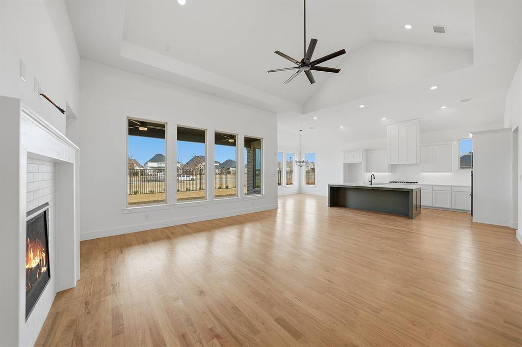 814 Forest Creek Drive, Rockwall, TX 75087