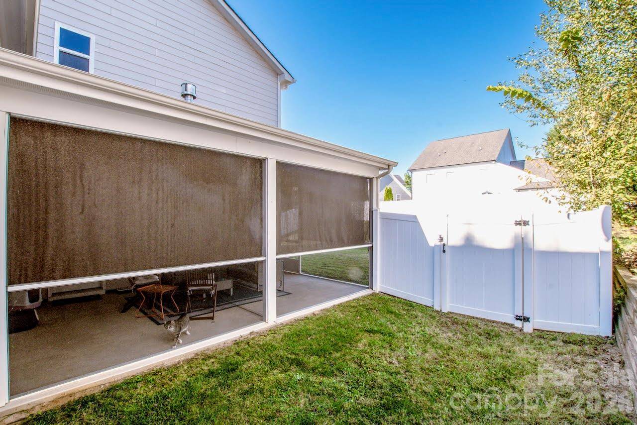 19921 Wooden Tee DR, Davidson, NC 28036
