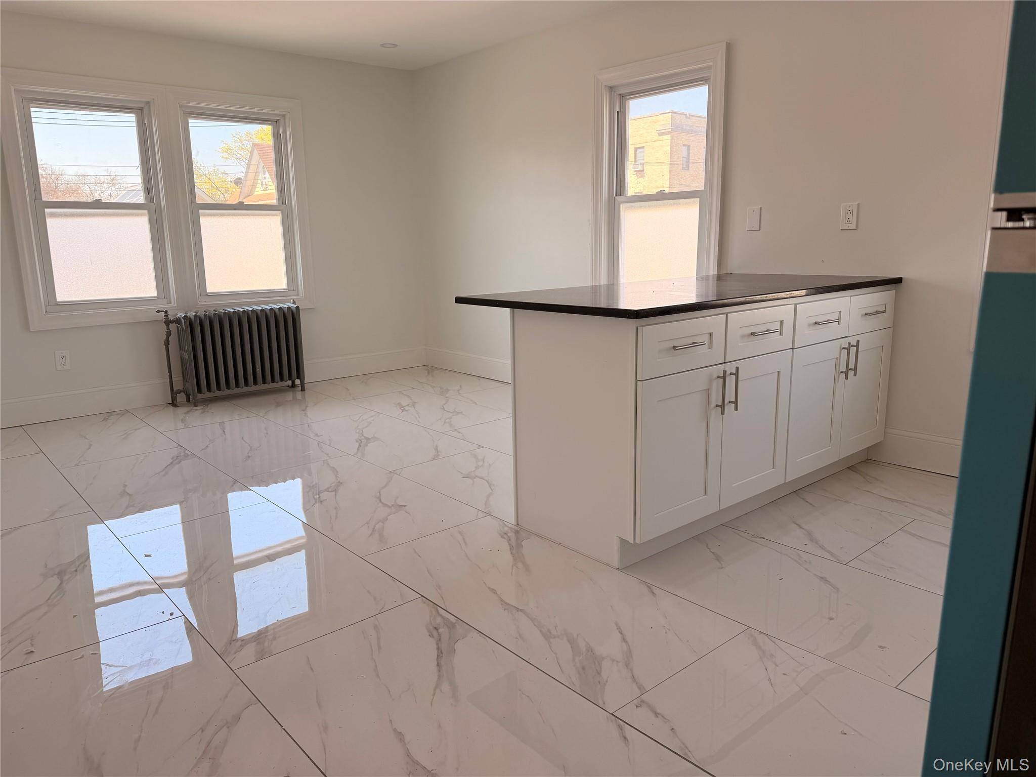 218-35 appt A 104th AVE, Queens Village, NY 11429