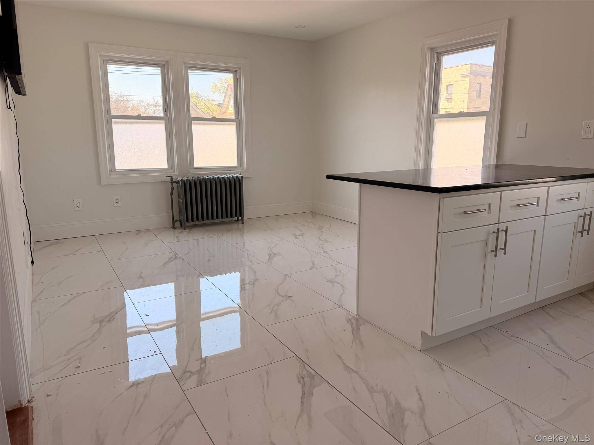 218-35 appt A 104th AVE, Queens Village, NY 11429