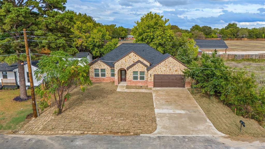 907 Howard Street, Seagoville, TX 75159