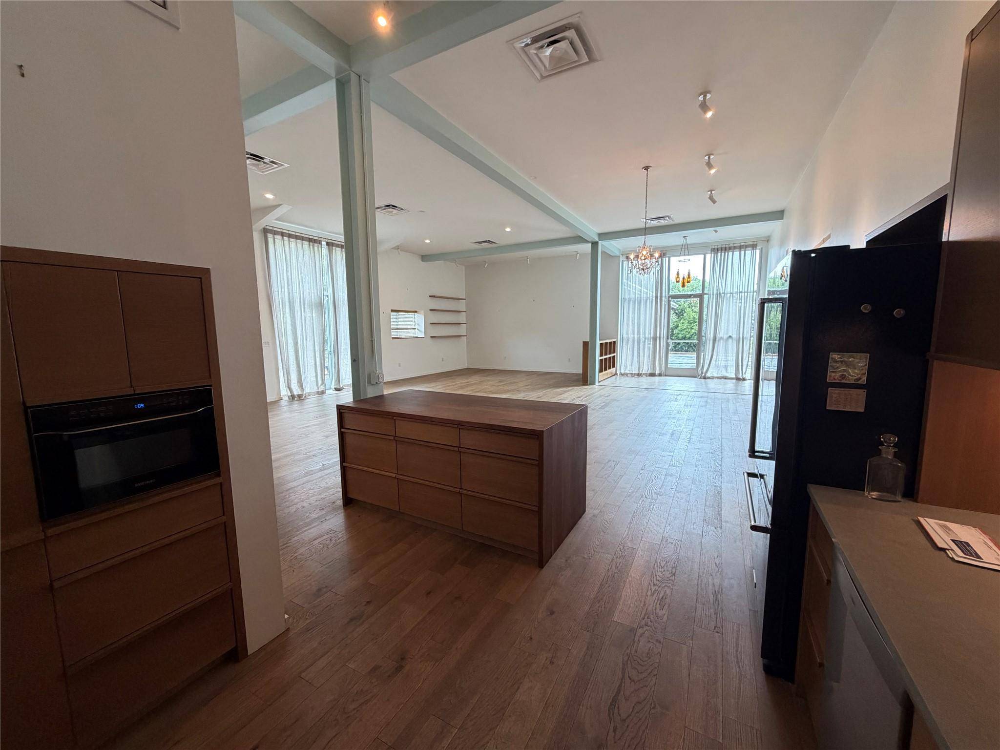 4825 Weidemar LN #600, Austin, TX 78745