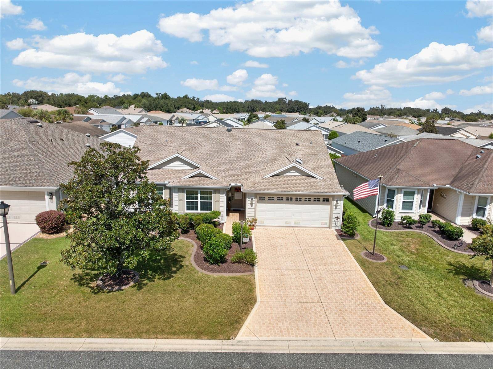 1648 PENNECAMP DR, The Villages, FL 32162