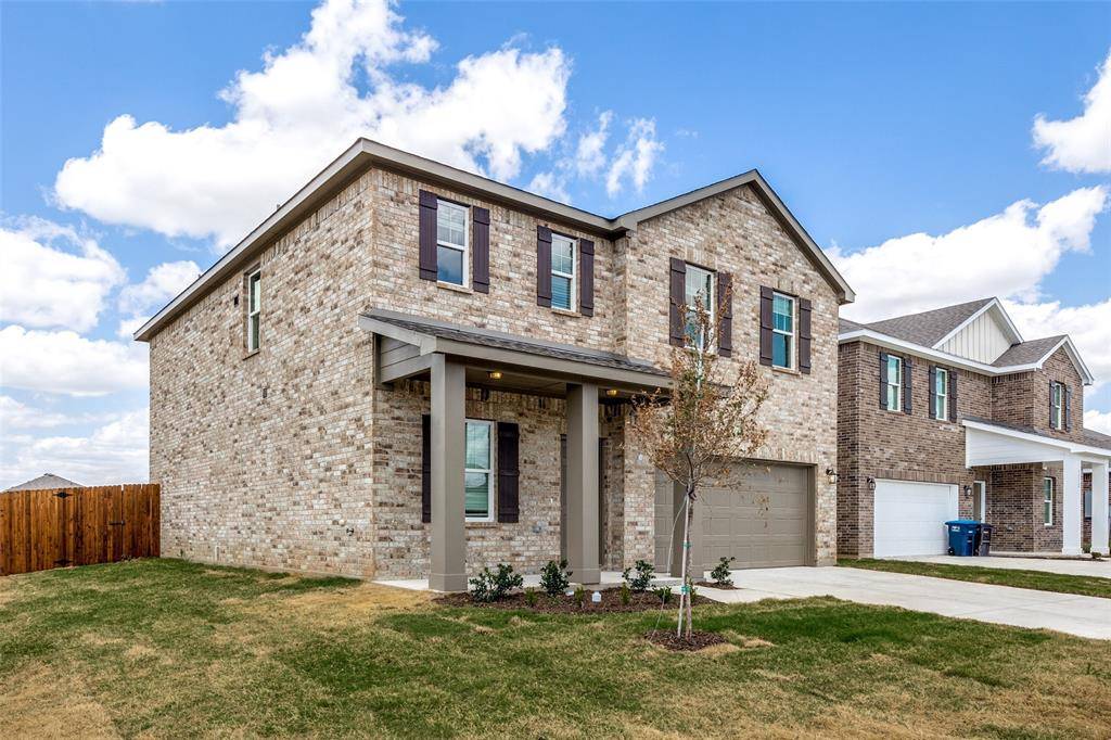 5516 Brownstone Lane, Fort Worth, TX 76036