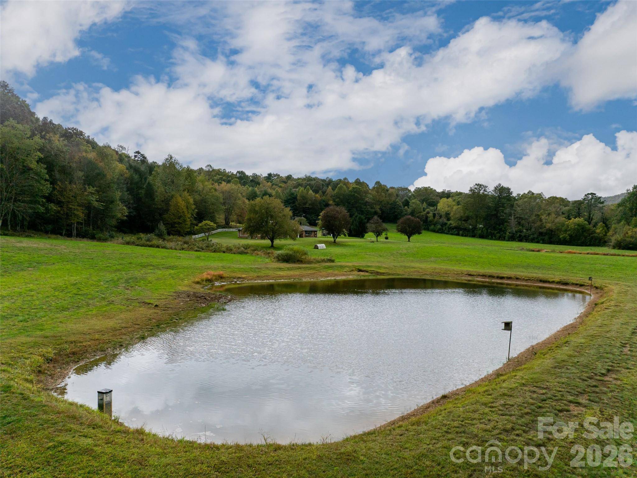 71 Happy Valley DR, Mills River, NC 287759
