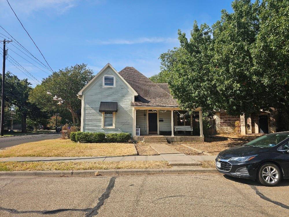 1925 S 10th Street, Waco, TX 76706