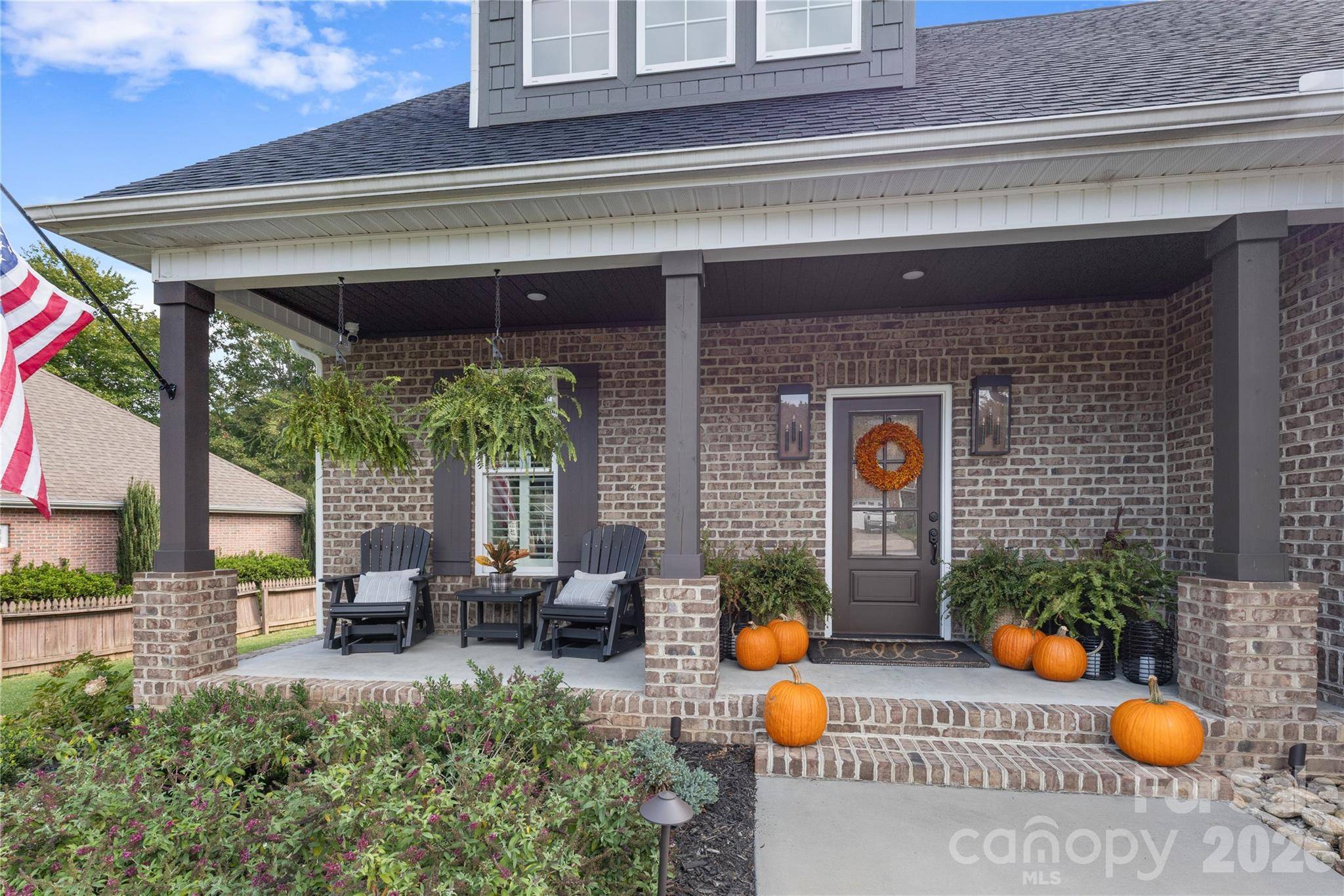 18 Wittenburg Springs DR, Taylorsville, NC 28681