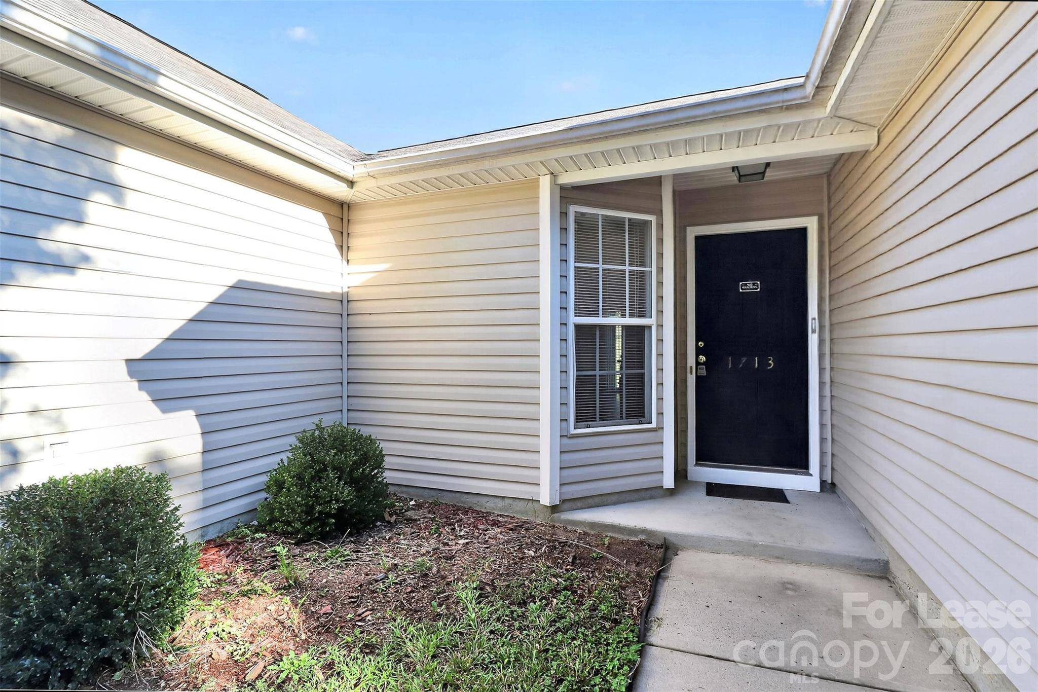 1713 Summit Ridge LN, Kannapolis, NC 28083