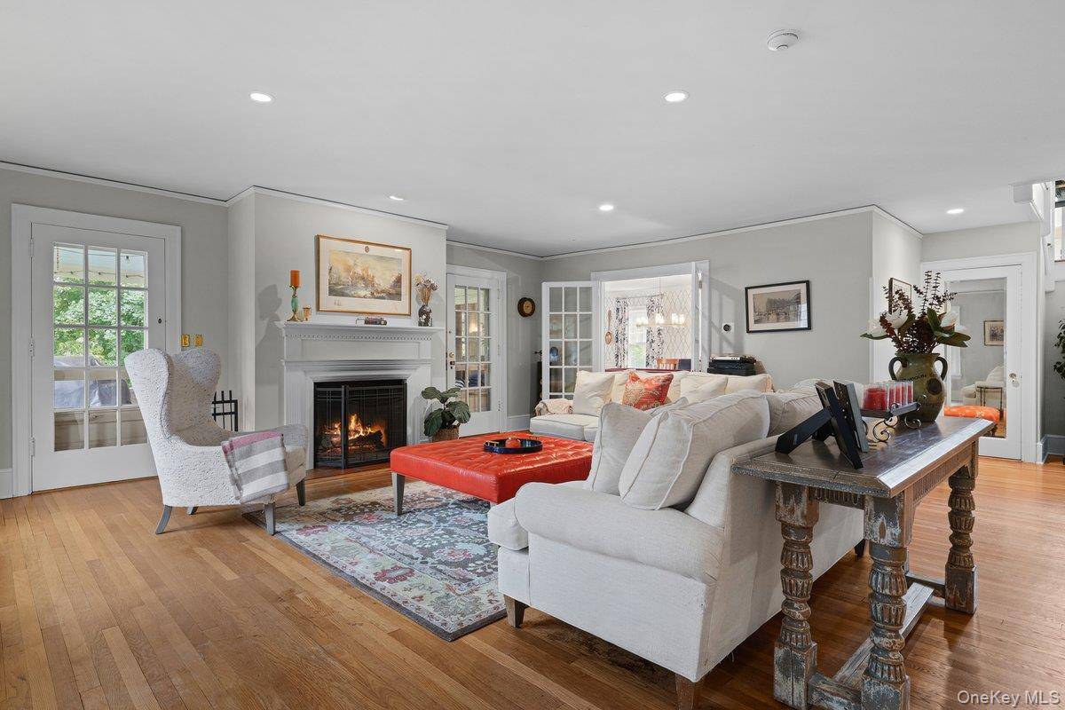 38 Sands ST, Mount Kisco, NY 10549