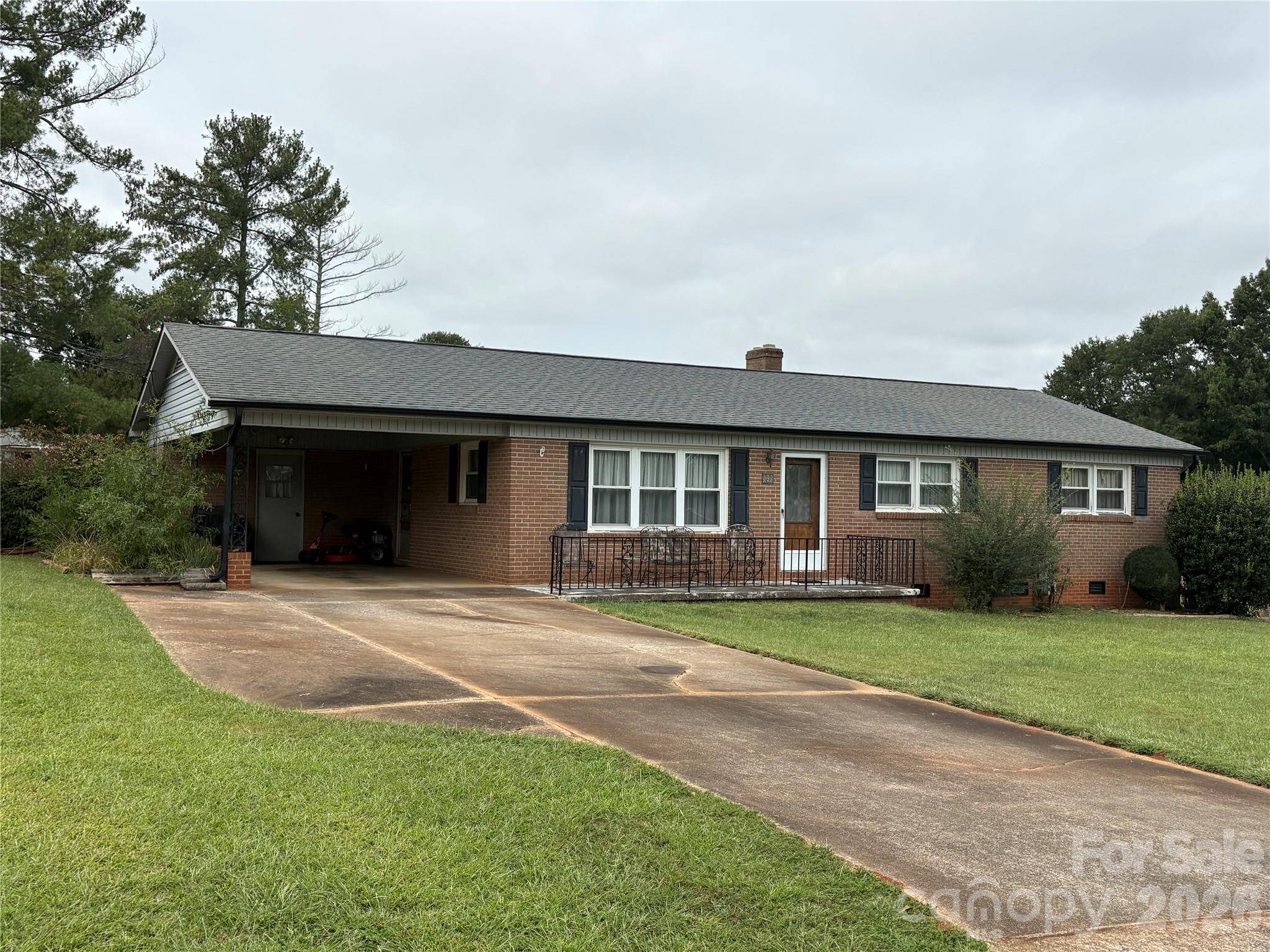 152 Hazelwood RD, Forest City, NC 28043