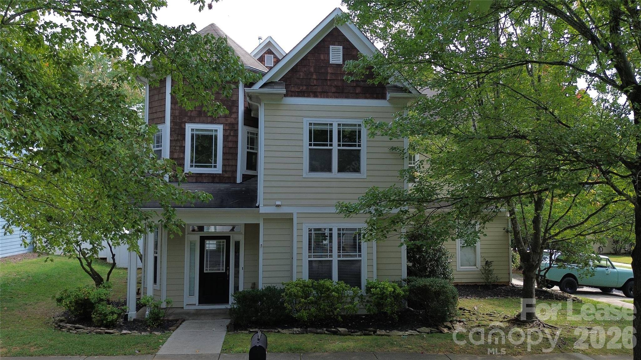 18706 Coachmans TRCE, Cornelius, NC 28031
