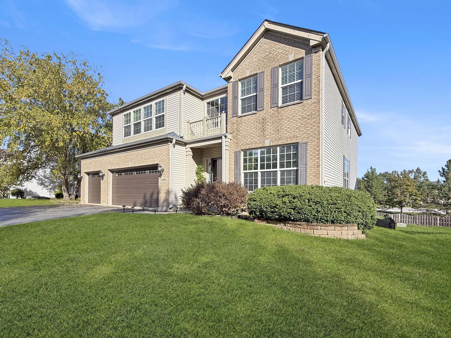 10880 Potomac DR, Huntley, IL 60142