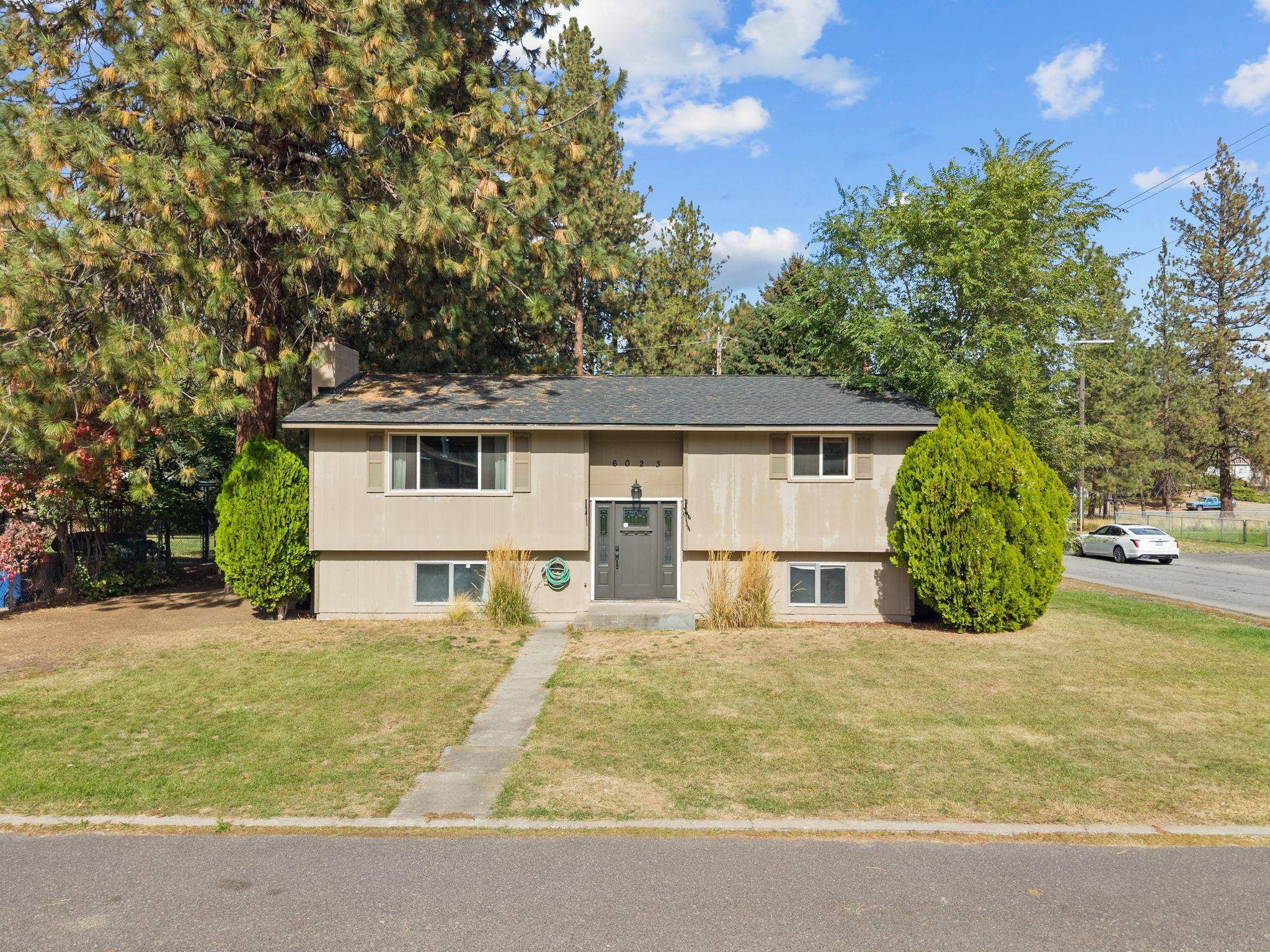 6023 E 12th Ave, Spokane Valley, WA 99212