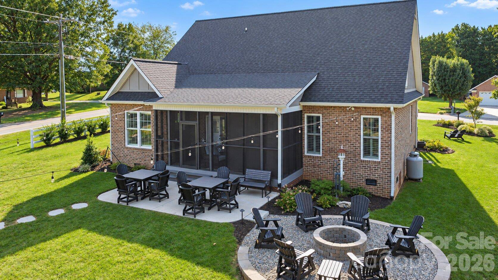 18 Wittenburg Springs DR, Taylorsville, NC 28681
