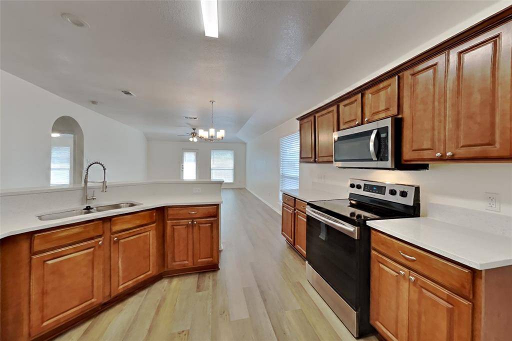 4406 Fox Meadows Lane, Mansfield, TX 76063