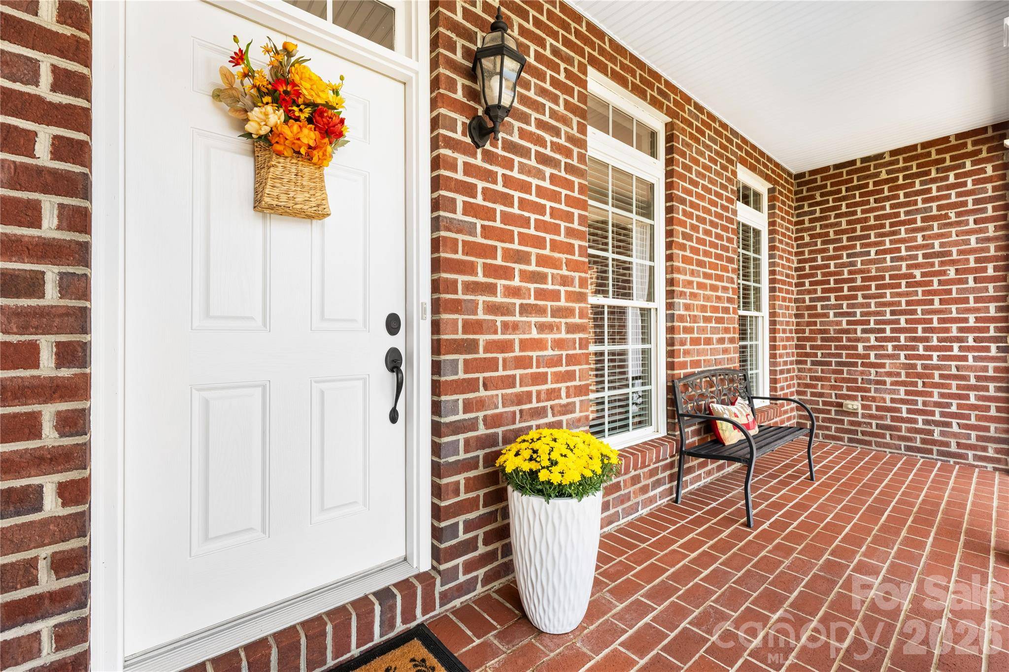66 Hawks RDG, Hickory, NC 28601