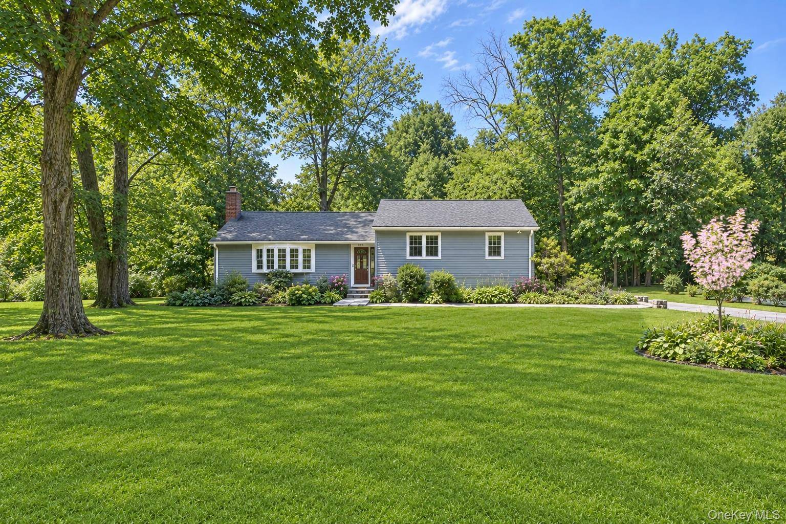 88 Brevoort RD, Chappaqua, NY 10514
