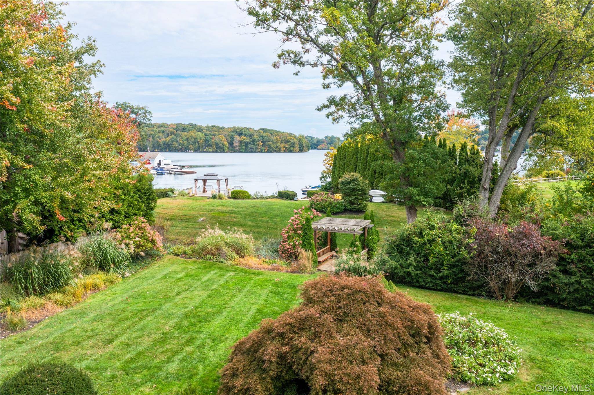 16 W Lake BLVD, Mahopac, NY 10541