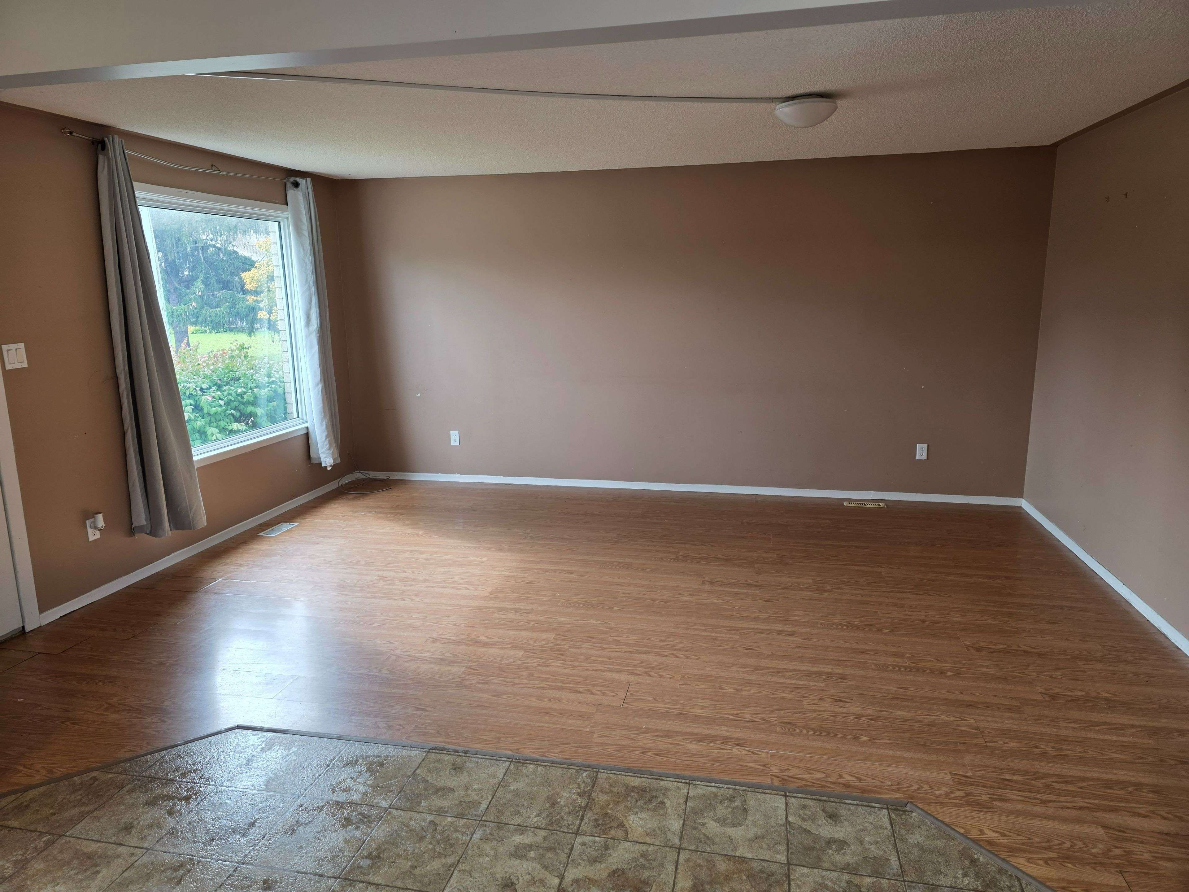 119 Moore AVE, Aylmer, ON N5H 2Z8