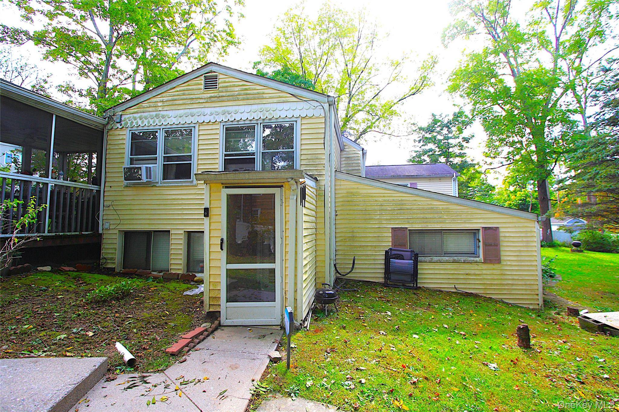 2222 Crompond RD, Yorktown Heights, NY 10598