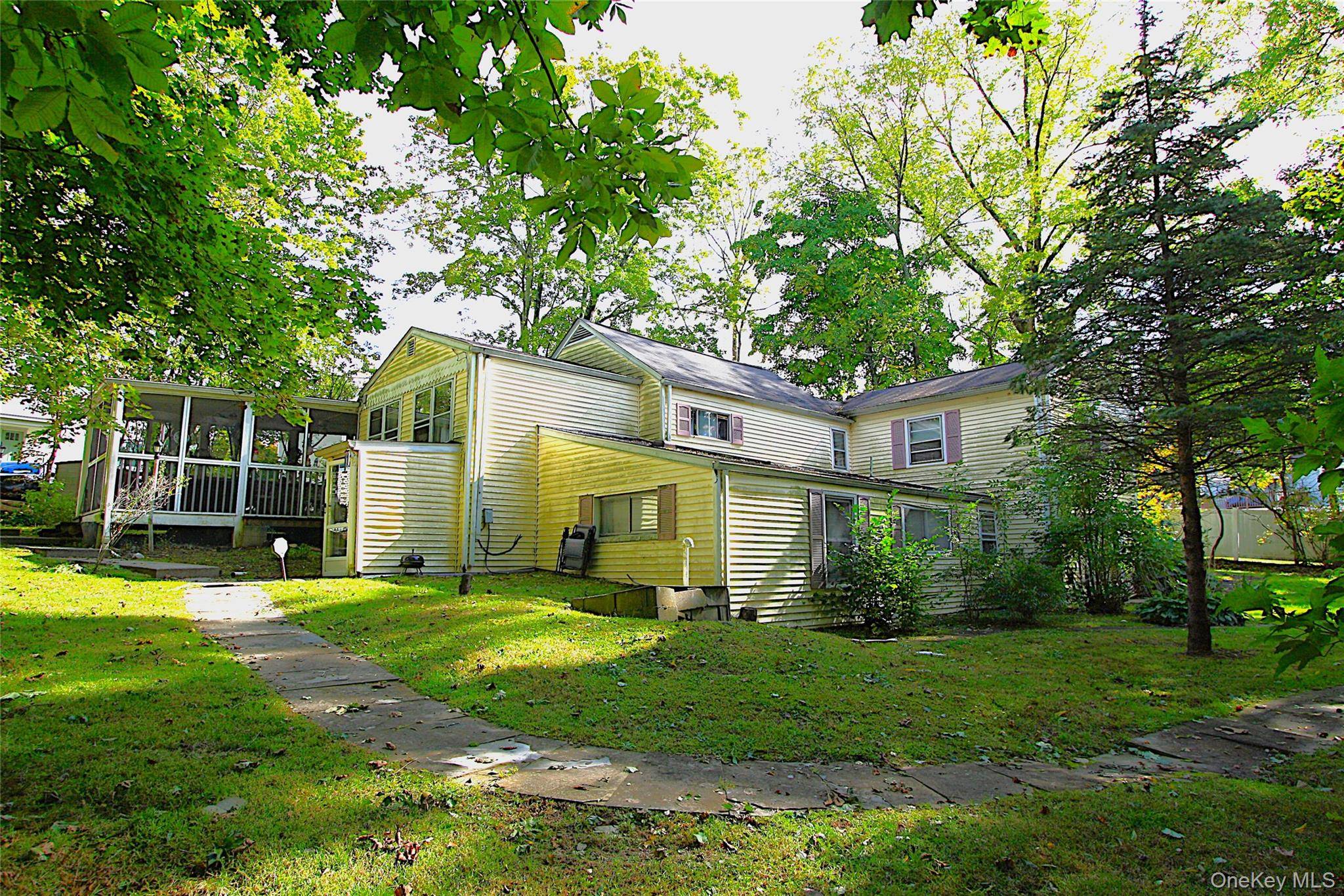 2222 Crompond RD, Yorktown Heights, NY 10598