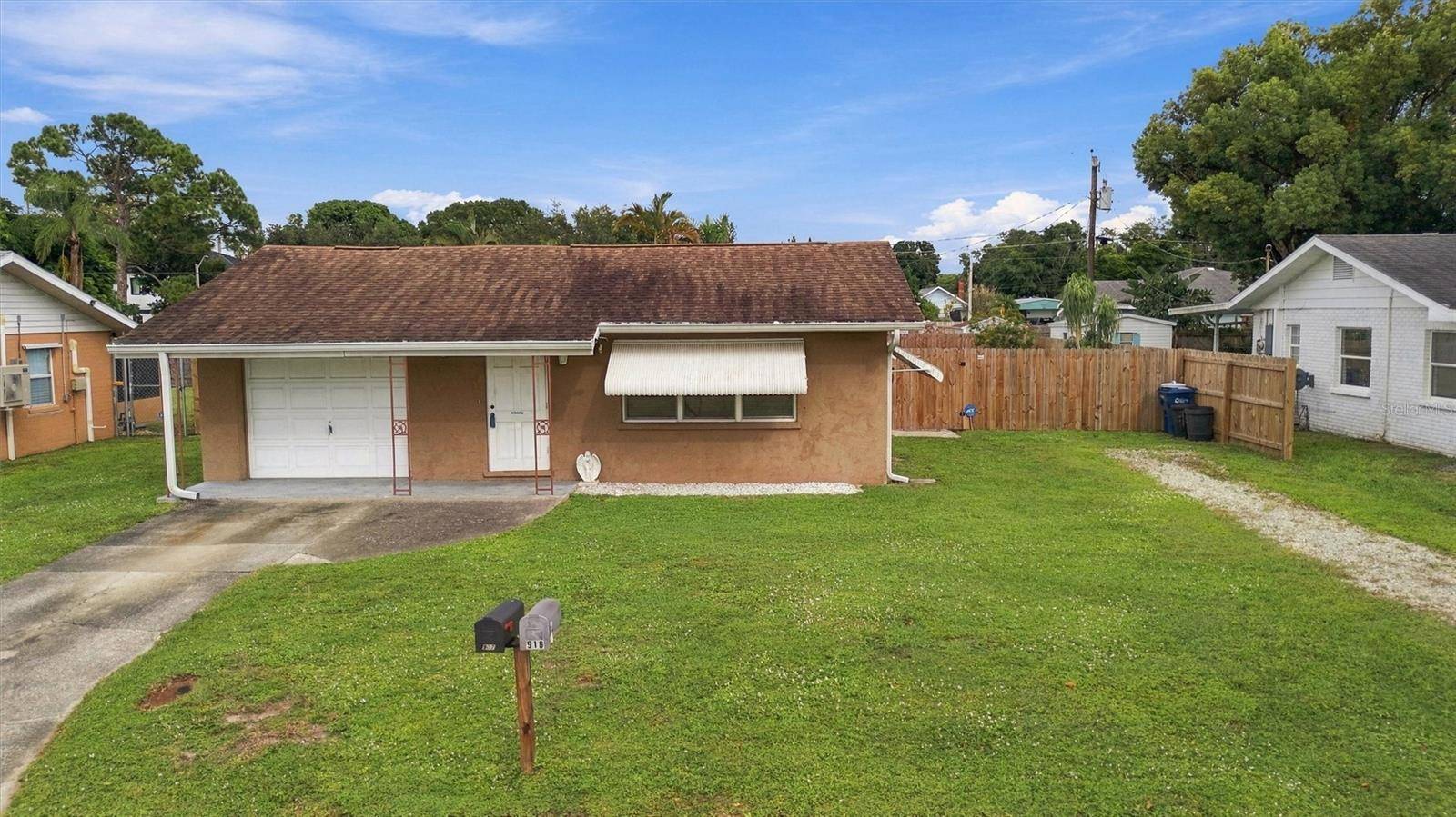 907 42ND ST W, Bradenton, FL 34205