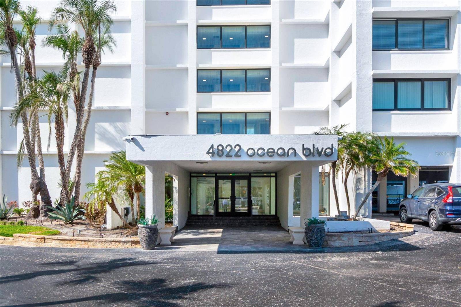 4822 OCEAN BLVD #8B, Sarasota, FL 34242