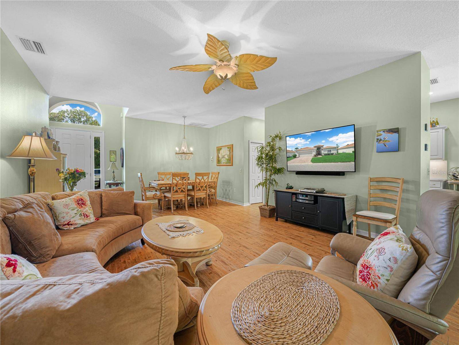 4227 BERWICK DR, Lake Wales, FL 33859